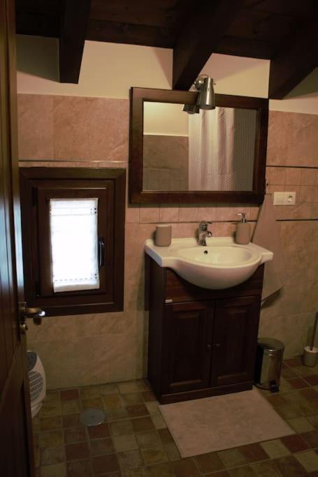 La Casa 44, Con Spa Opcional Sariego Extérieur photo